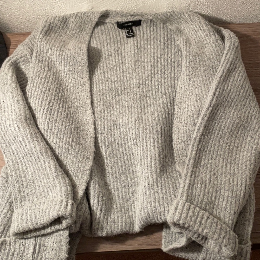 Grey-marble cardigan with pockets
